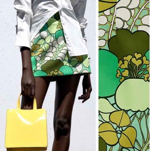 Beautiful Zara green 70s print high waisted mini skirt - Picture 4 of 10